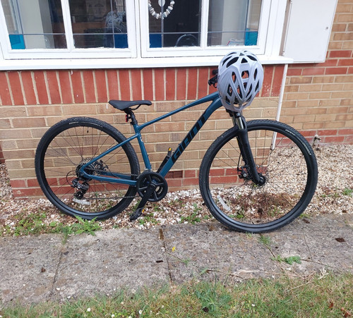 Giant hybrid bike 700c - giant, wheels