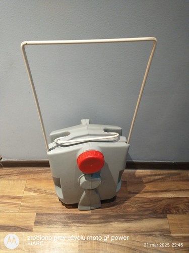 Grey waste water carrier - water,