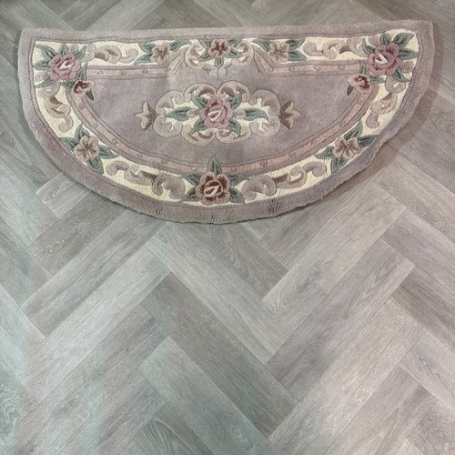Tiensen chinese rug - half, moon