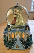 Cinderella  Lighted, Musical