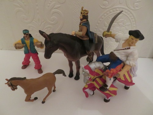 Toy pirates figures bundle - figures,