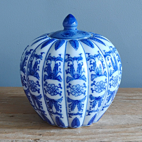 Signed chinese blue white - signed,