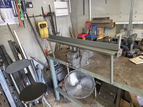 Metal folding hand - metal,