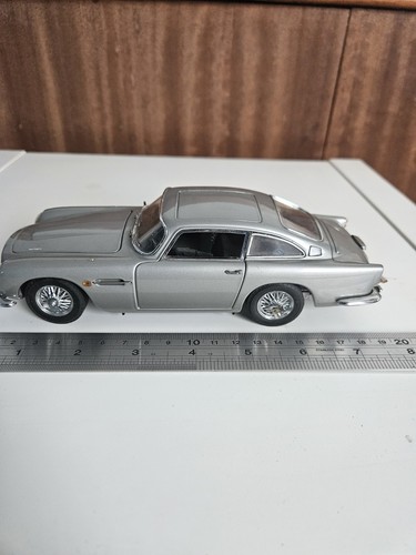 Die cast james bond aston - die,