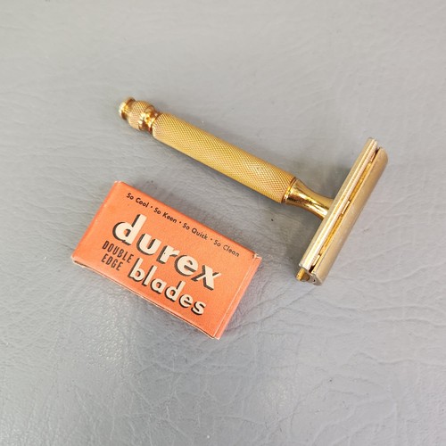 Gillette tech safety razor - tech,
