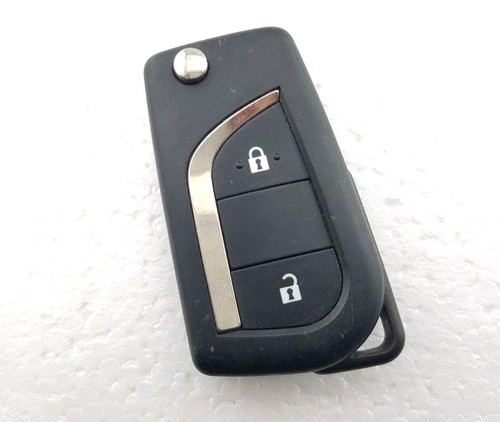 Toyota aygo button flip key - 2,
