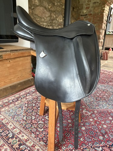 Innova bates dressage saddle - innova,