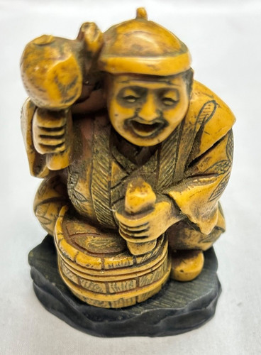 Netsuke sitting buddha - netsuke,