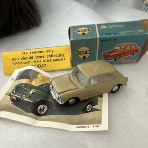 Dinky corgi tekno spot - no,