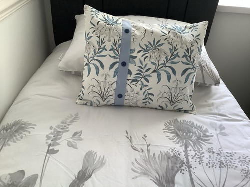 Laura ashley fabric - fabric, parterre