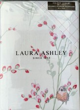 BNWT LAURA ASHLEY KING  DUVET SET WINTER PUSSY WILLOW. CRANBERRY. BRUSHED COTTON