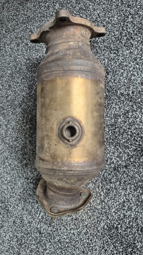 Genuine audi catalytic - b9,