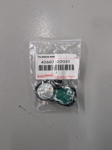 Genuine toyota lexus tyre - genuine,