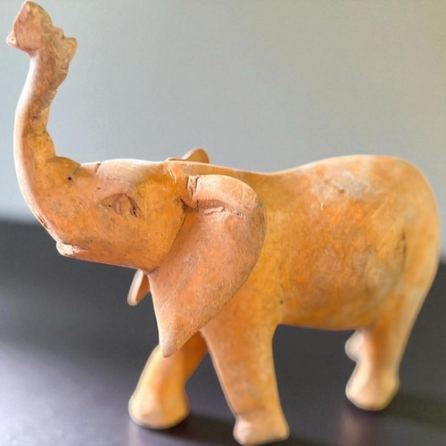 Wooden elephant wood statue - ,