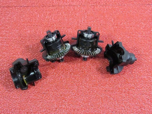 Traxxas revo monster truck - traxxas,