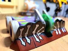 HEXBUG WAR ROBOTS FIGHTING