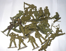 24 x AIRFIX Toy Soldiers