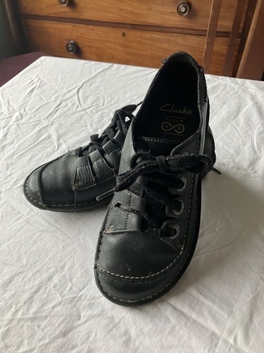 Clarks black similar funny - black, to