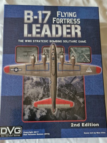 B17 flying fortress leader - flying,