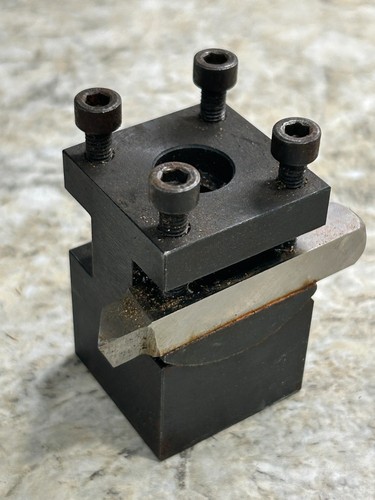Lathe tool post - -, x