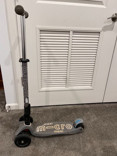 Micro kickboard maxi - maxi, swiss