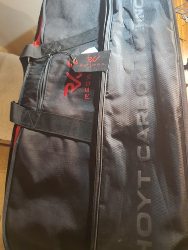 Hoyt archery black and red - archery,