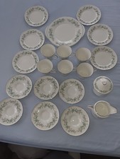 21 Piece Aynsley Emerald Isle