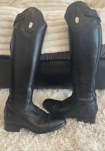 Ariat riding boots 5 - riding, 4.5