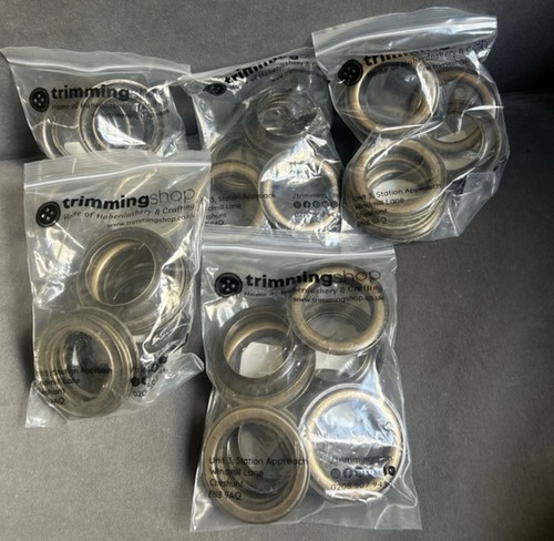 Brass eyelets self backing - brass, self-backing