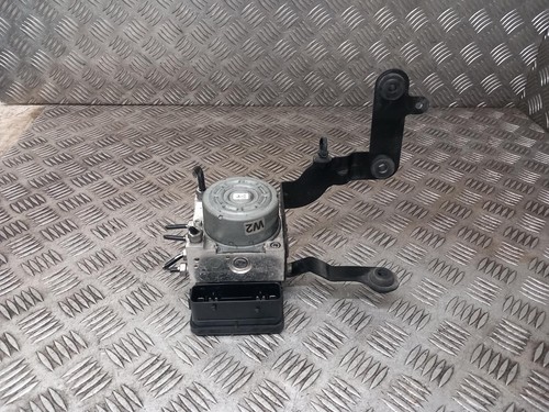 Ford fiesta mk8 abs pump - ford,