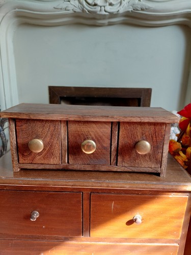 Wooden drawer apothecary - 3,