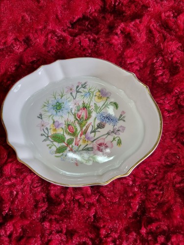 Aynsley wild tudor bone china - wild,