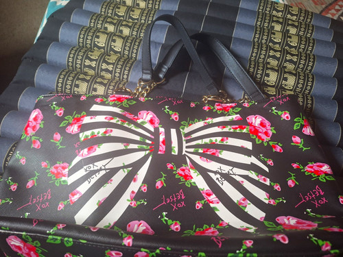 Betsey johnson floral bow - floral,