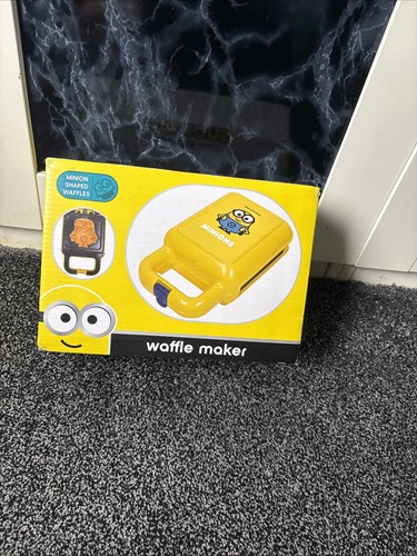 Minions waffle maker - minions,
