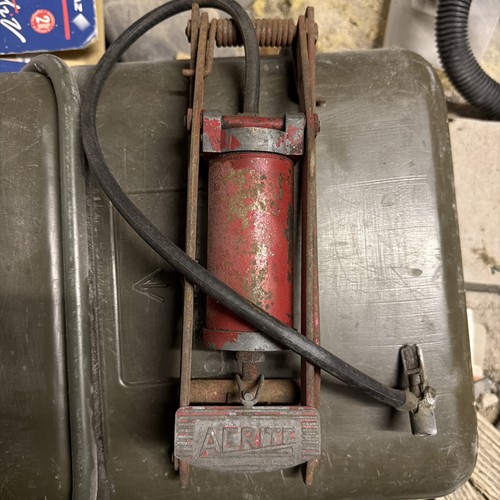 Aerite vintage car - car, tyre