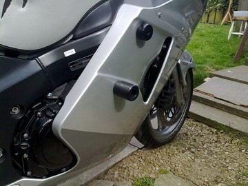 Honda cbr 1100 blackbird - honda,