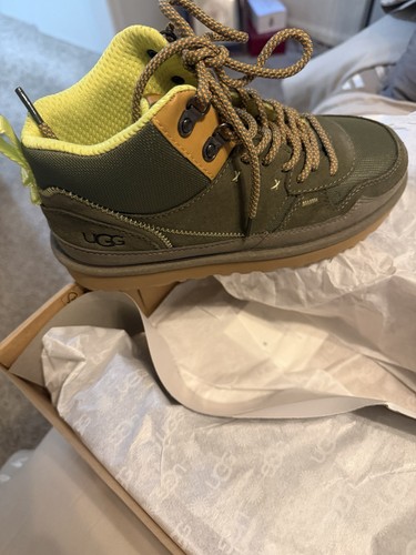 Ugg olive green suede - green,