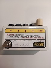 Feedback Looper Noise Glitch