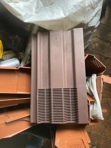 Klober tile vent brown - tile,