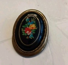 Vintage Oval Scarf Ring Gold Tone Black With Flowers 1.1"  VGC