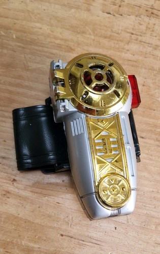 Bandai power rangers zeo gold - power,