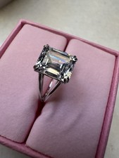 Swarovski Authentic Stilla