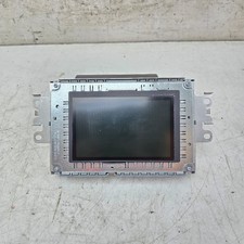 Volvo V40 2012-2019 MK3 Media