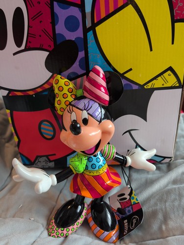 Disney minnie mouse figurine - disney,