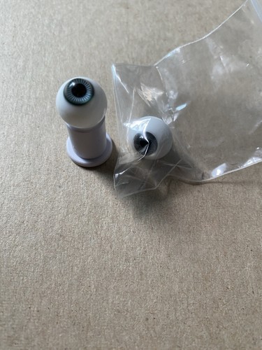 Vtg 14mm grey glass doll - 14mm,
