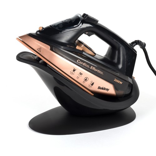 Beldray steam iron with stand - with,