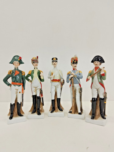 Vintage porcelain army - porcelain, soldier