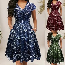 PLUS SIZE Womens Floral Short