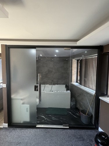 Glass partition with door shop - glass,