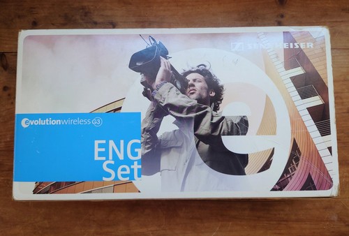 Sennheiser radio mics set - radio,